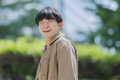 【社員インタビュー】プログラミングスクールで挫折→再挑戦で新卒入社——やり直したエンジニアの話